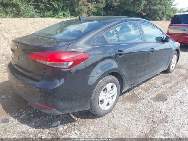 2017 KIA FORTE LX 4