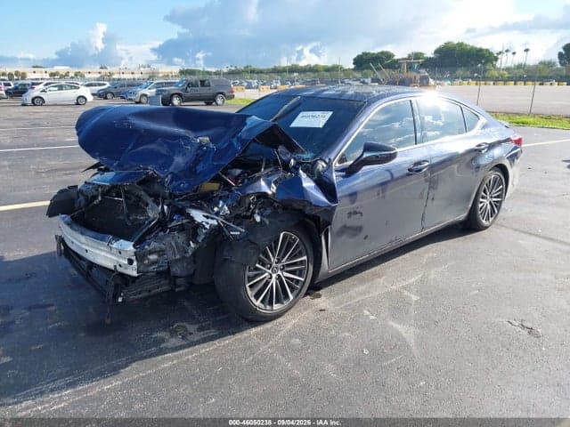 2025 LEXUS ES 300H 2