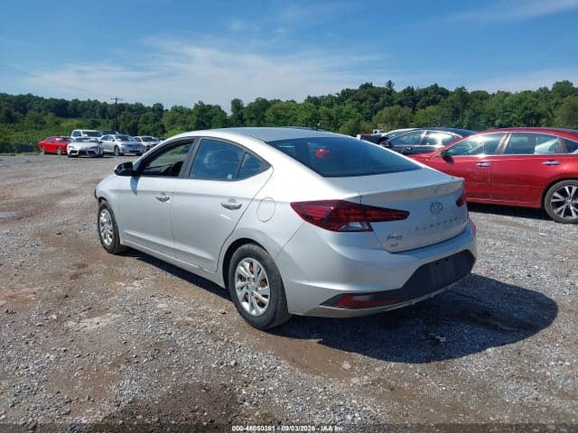 2019 HYUNDAI ELANTRA SE 2