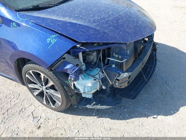 2018 TOYOTA COROLLA SE 19