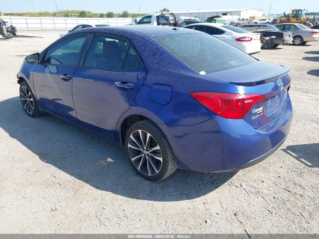 2018 TOYOTA COROLLA SE 3