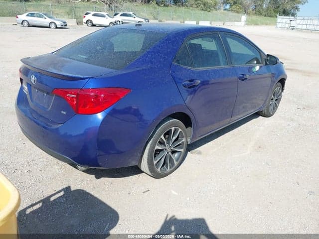 2018 TOYOTA COROLLA SE 4