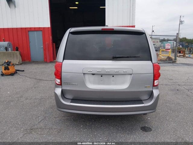 2018 DODGE GRAND CARAVAN SE 17