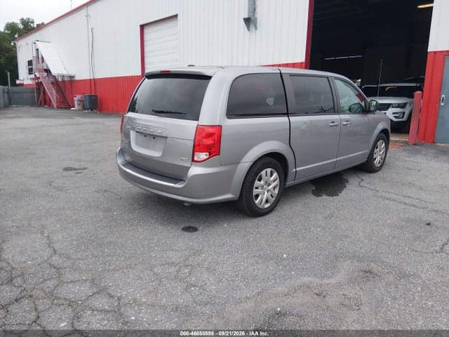 2018 DODGE GRAND CARAVAN SE 4