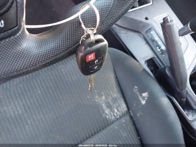 2018 TOYOTA RAV4 LE 11
