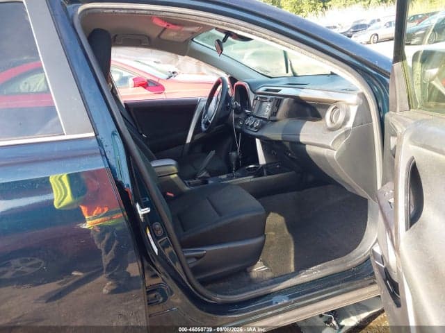 2018 TOYOTA RAV4 LE 5