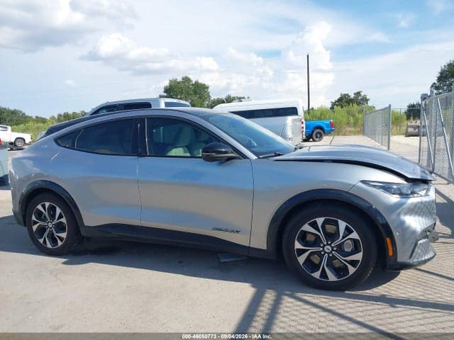 2021 FORD MUSTANG MACH-E PREMIUM 13