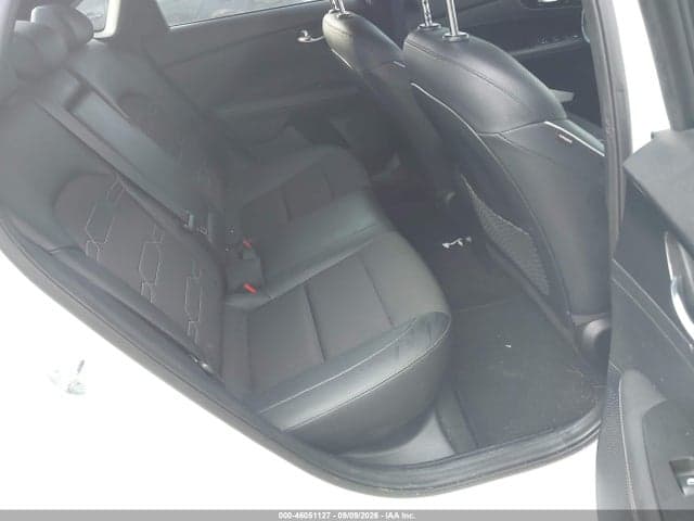 2023 KIA FORTE GT-LINE 8