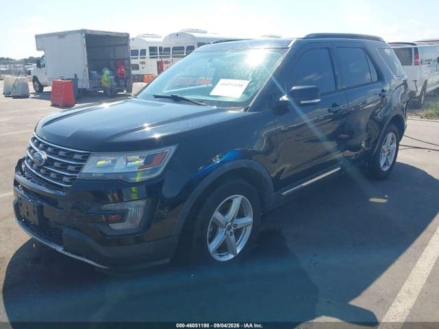 2017 FORD EXPLORER XLT 2