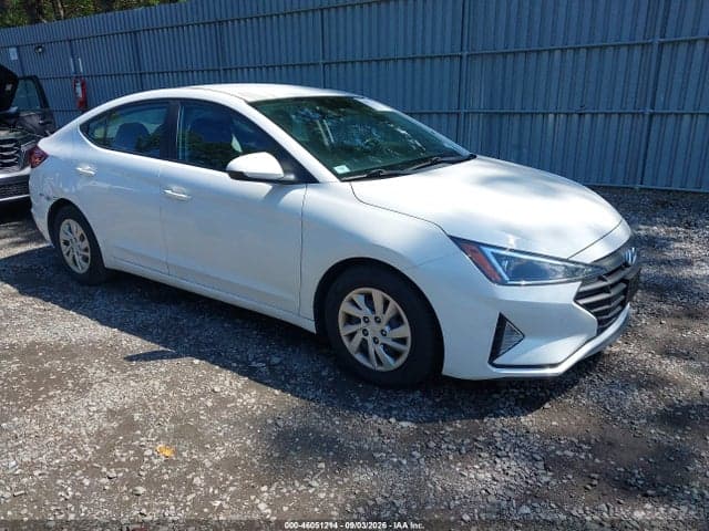2019 HYUNDAI ELANTRA SE 1