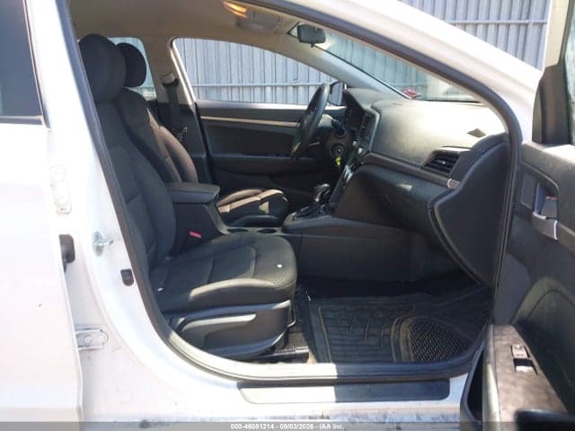 2019 HYUNDAI ELANTRA SE 5