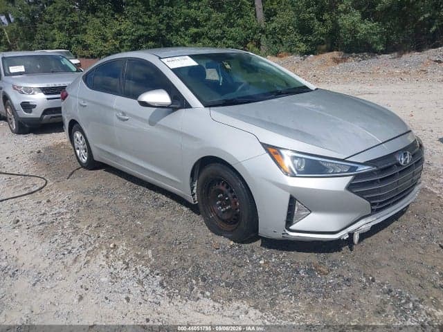 2019 HYUNDAI ELANTRA SE 1