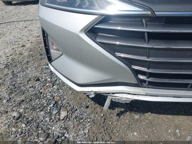 2019 HYUNDAI ELANTRA SE 19