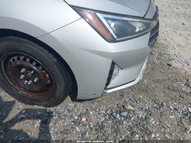 2019 HYUNDAI ELANTRA SE 20