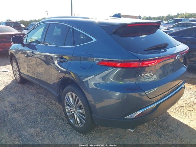 2021 TOYOTA VENZA XLE 3