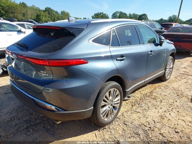 2021 TOYOTA VENZA XLE 4