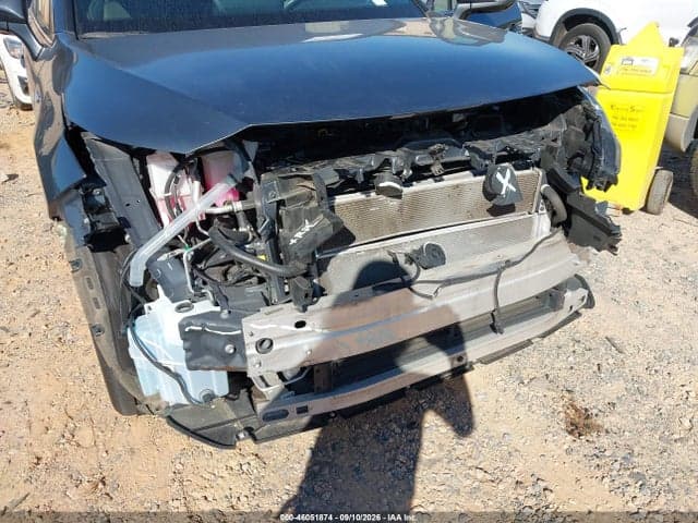 2021 TOYOTA VENZA XLE 6