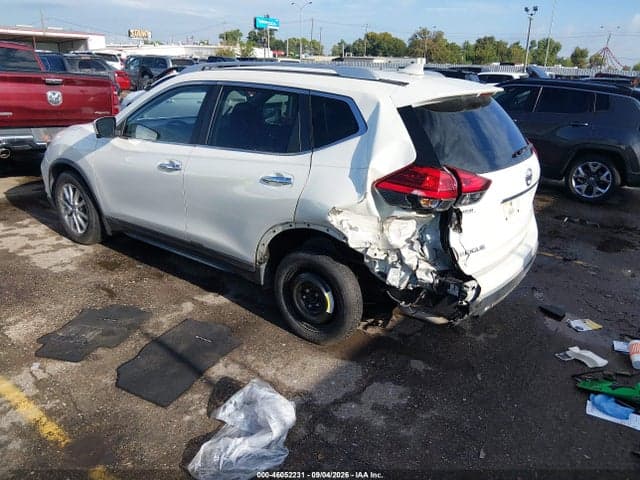 2017 NISSAN ROGUE SV 3