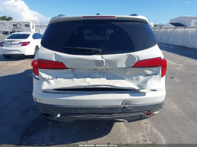 2017 HONDA PILOT TOURING 17