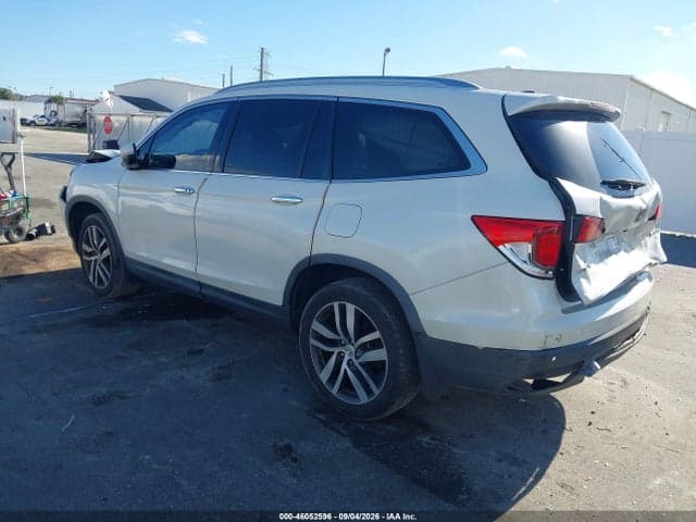 2017 HONDA PILOT TOURING 3