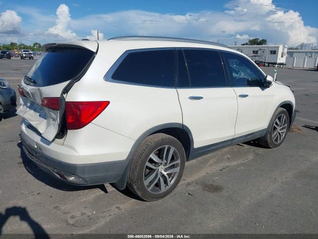 2017 HONDA PILOT TOURING 4