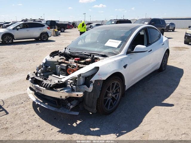 2021 TESLA MODEL 3 STANDARD RANGE PLUS REAR-WHEEL DRIVE 2