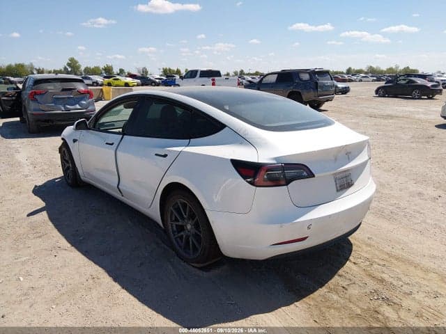 2021 TESLA MODEL 3 STANDARD RANGE PLUS REAR-WHEEL DRIVE 3