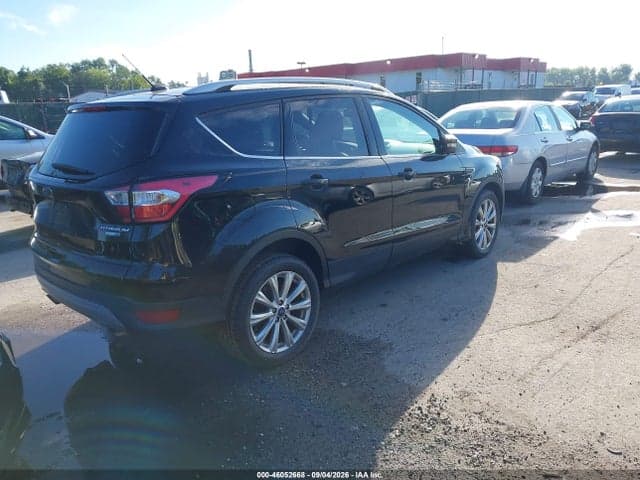 2017 FORD ESCAPE TITANIUM 4