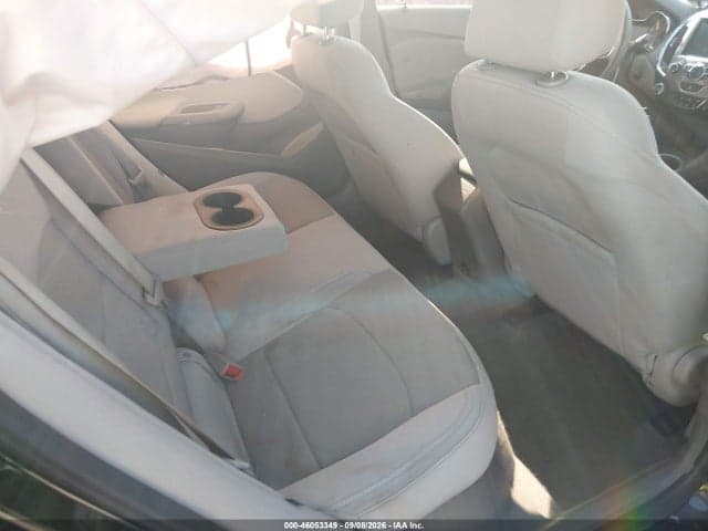 2017 CHEVROLET CRUZE LT AUTO 8