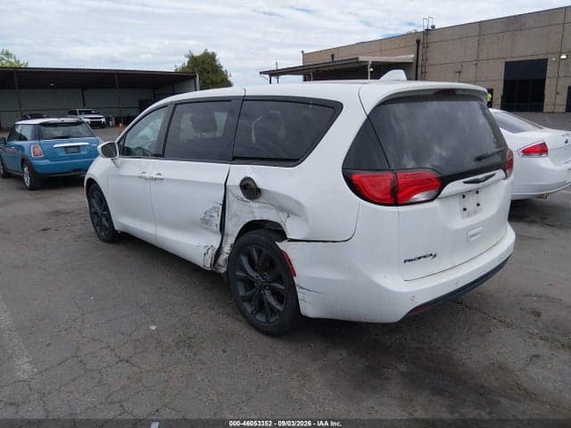 2018 CHRYSLER PACIFICA TOURING PLUS 4