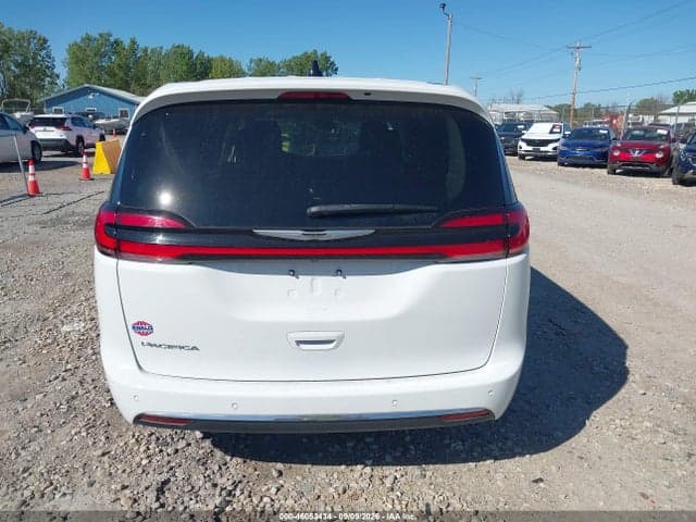 2024 CHRYSLER PACIFICA TOURING L 15
