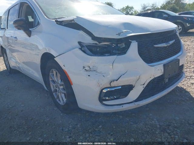 2024 CHRYSLER PACIFICA TOURING L 6