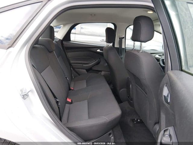 2018 FORD FOCUS SE 8