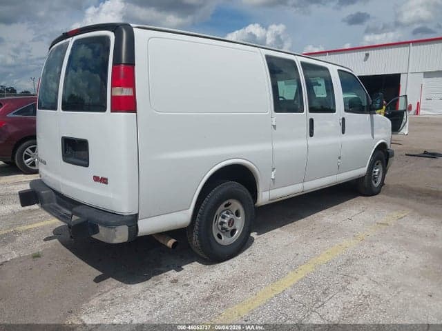 2017 GMC SAVANA 2500 WORK VAN 3