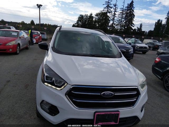 2019 FORD ESCAPE SE 19