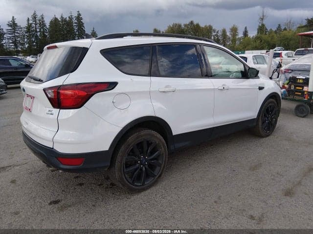 2019 FORD ESCAPE SE 4