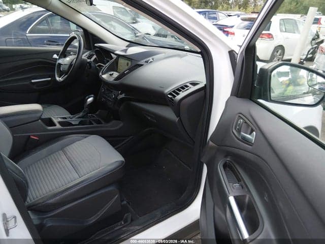 2019 FORD ESCAPE SE 5