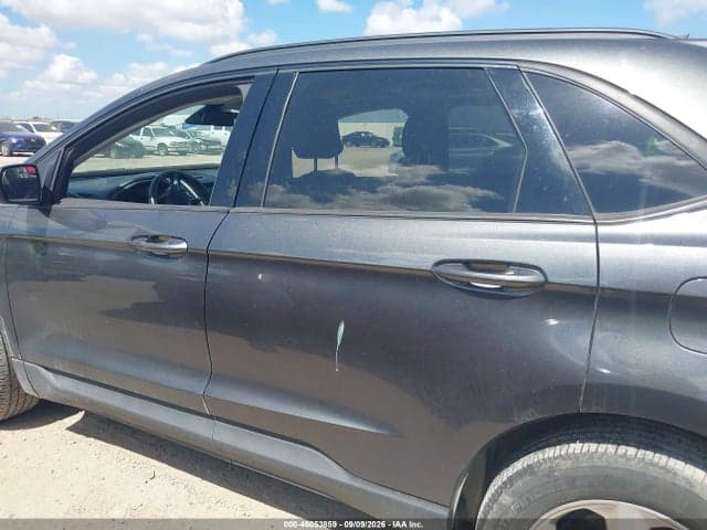 2020 FORD EDGE SE 15