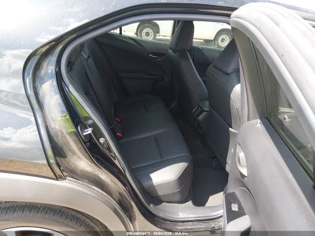 2020 LEXUS UX 200 8
