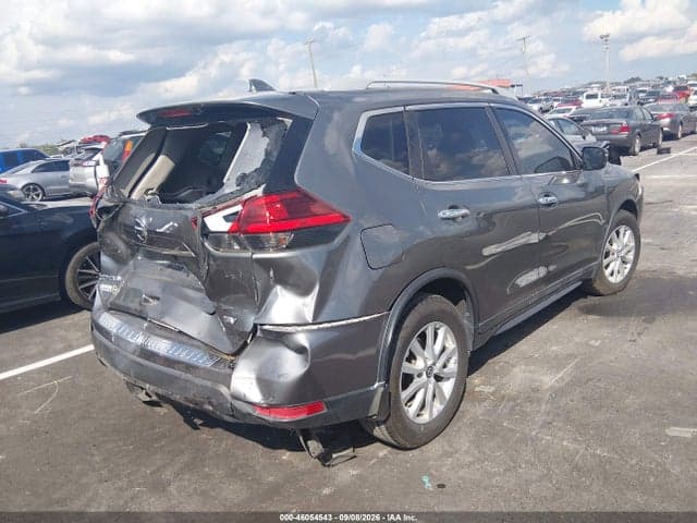 2017 NISSAN ROGUE SV 4