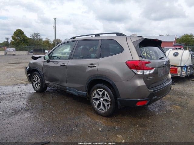 2021 SUBARU FORESTER PREMIUM 3