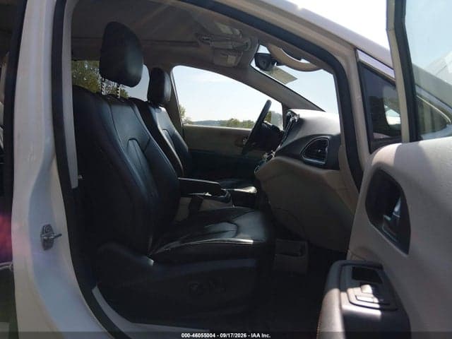 2019 CHRYSLER PACIFICA TOURING L PLUS 5