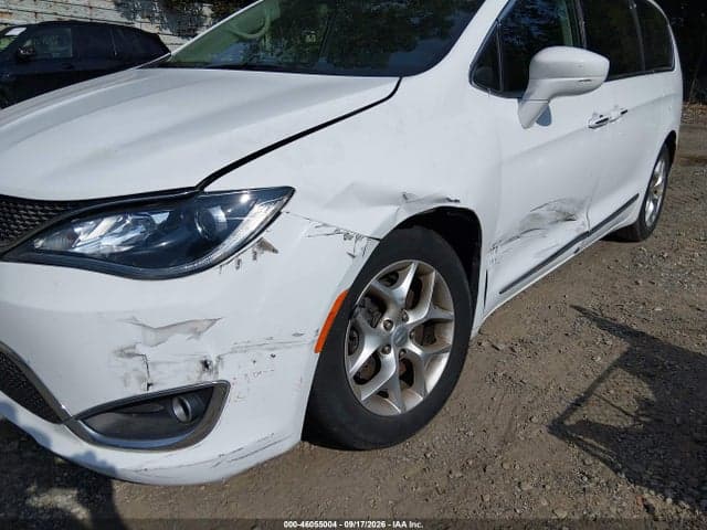 2019 CHRYSLER PACIFICA TOURING L PLUS 6