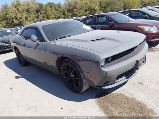 2018 DODGE CHALLENGER SXT 1