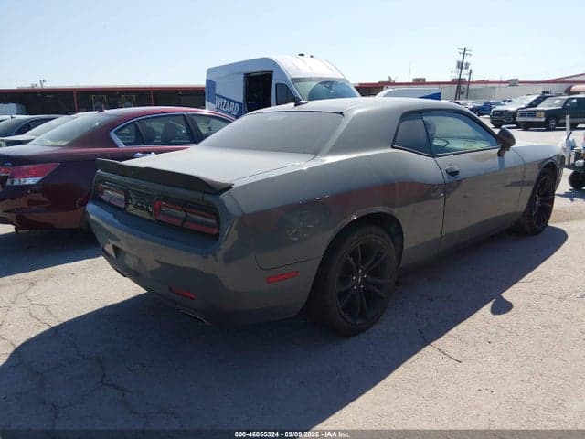 2018 DODGE CHALLENGER SXT 4