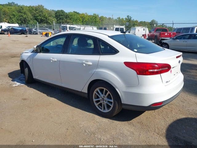 2017 FORD FOCUS SE 3