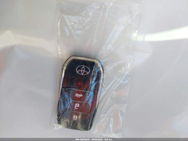 2020 TOYOTA MIRAI 11