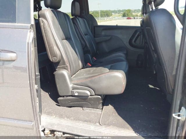 2017 DODGE GRAND CARAVAN GT 8