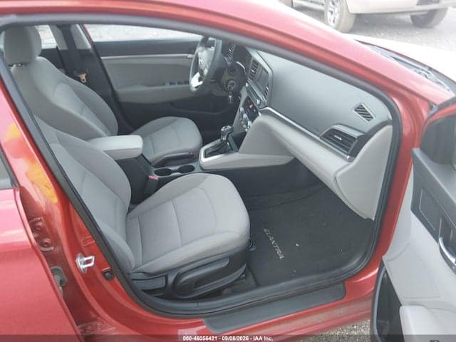 2020 HYUNDAI ELANTRA SE 5
