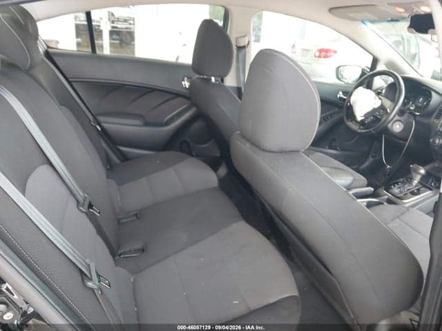 2018 KIA FORTE S 8